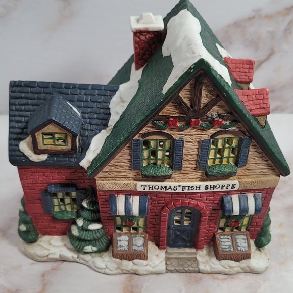 Village Square Thomas' Fish Shoppe Christmas Vintage 1995 - Picture 2 of 8